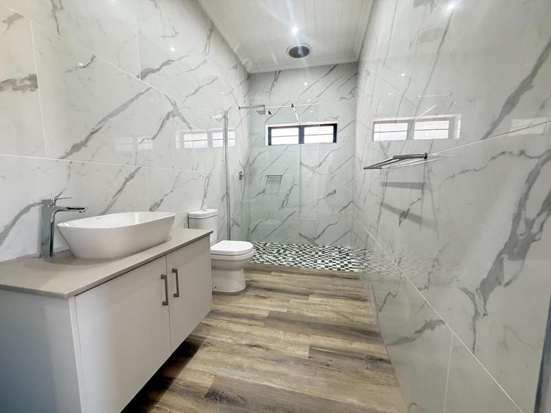 4 Bedroom Property for Sale in Tafelzicht Western Cape